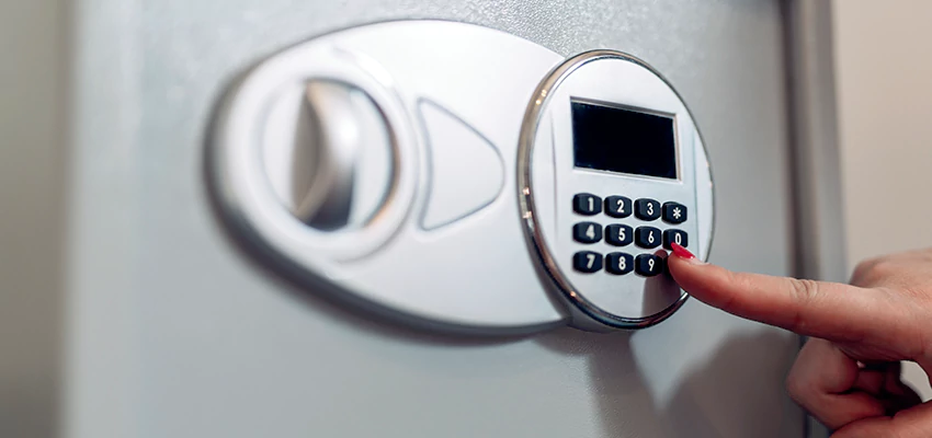 Jewelry Safe Cracking in Roselle Park, New Jersey